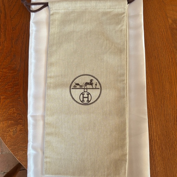 Hermès Cream Dust Bag - Picture 1 of 2